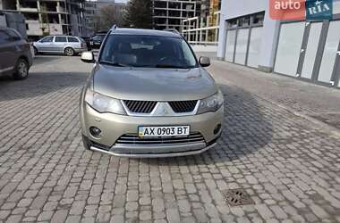Внедорожник / Кроссовер Mitsubishi Outlander 2008 в Харькове