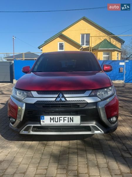 Mitsubishi Outlander 2019