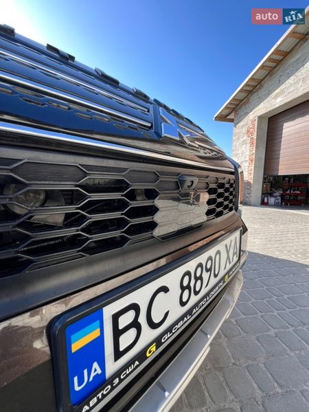 Позашляховик / Кросовер Mitsubishi Outlander 2023 в Львові