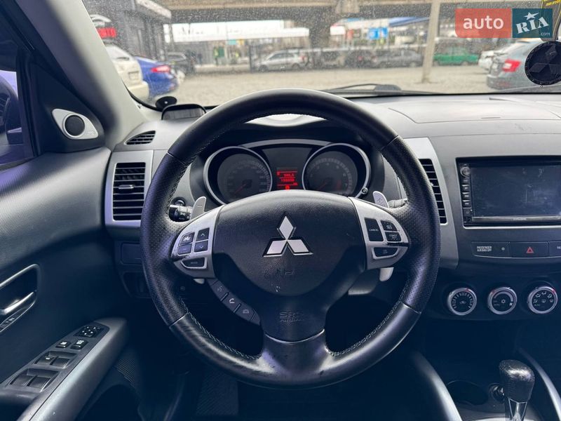Внедорожник / Кроссовер Mitsubishi Outlander 2007 в Днепре фото 12 Внедорожник / Кроссовер Mitsubishi Outlander 2007 в Днепре