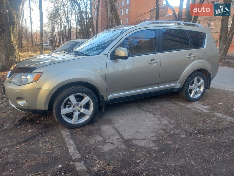 Mitsubishi Outlander 2007