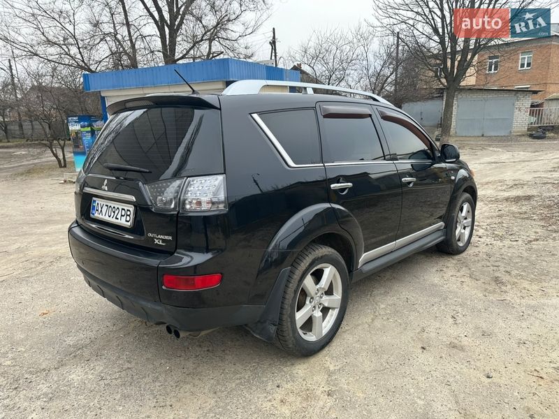 Внедорожник / Кроссовер Mitsubishi Outlander 2009 в Харькове