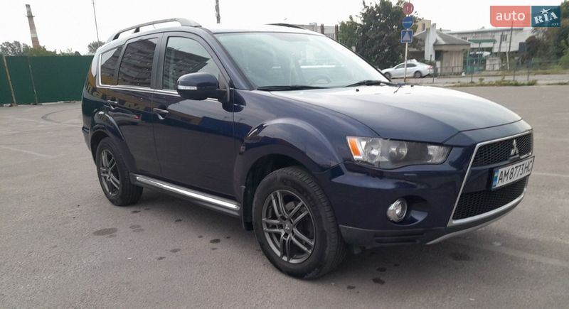 Mitsubishi Outlander 2012