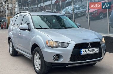 Внедорожник / Кроссовер Mitsubishi Outlander 2012 в Киеве