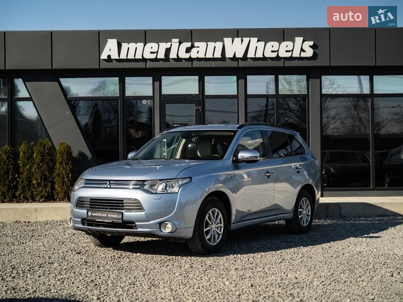 Mitsubishi Outlander 2013