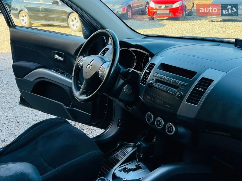Внедорожник / Кроссовер Mitsubishi Outlander 2008 в Харькове