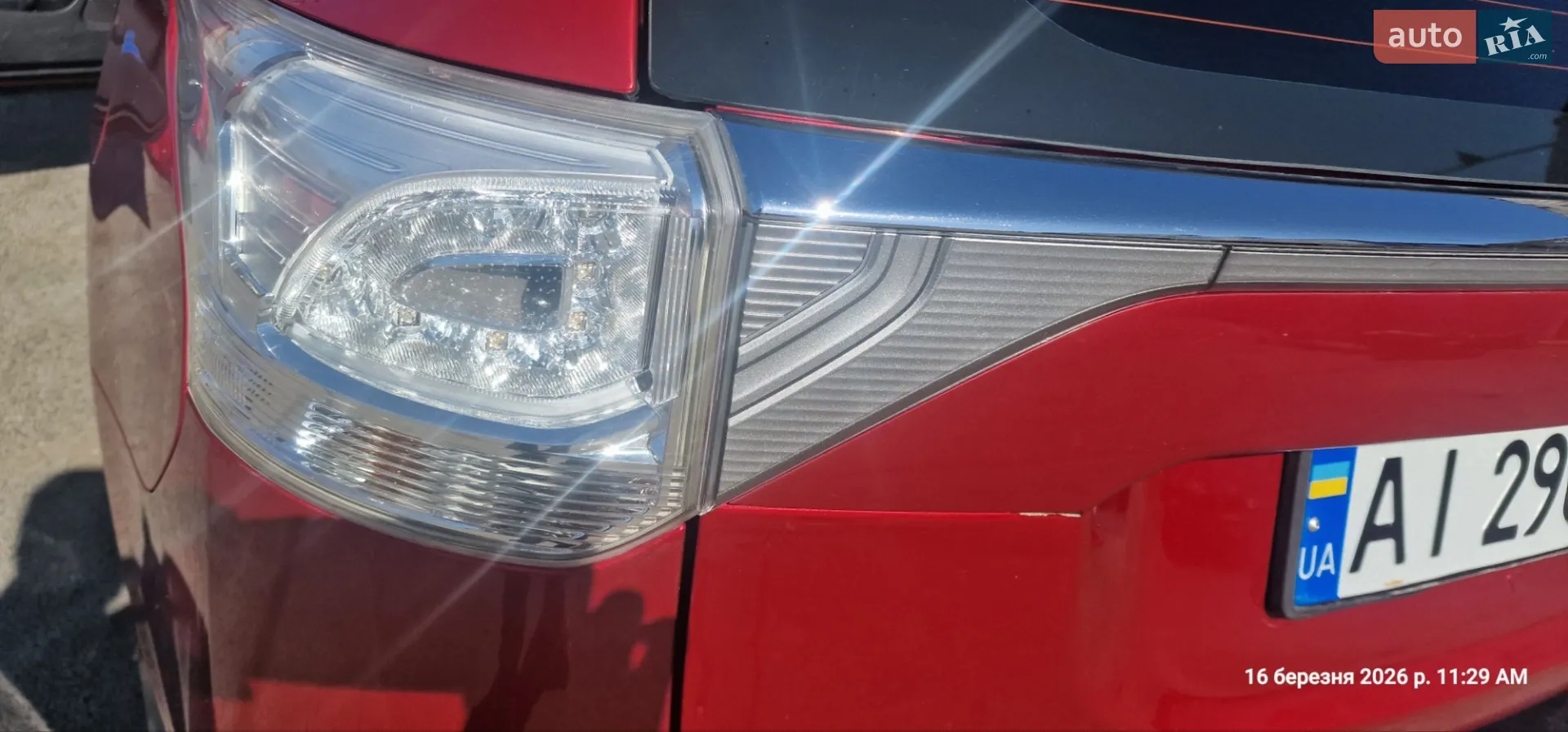 2014 Mitsubishi Outlander - мініатюра 16