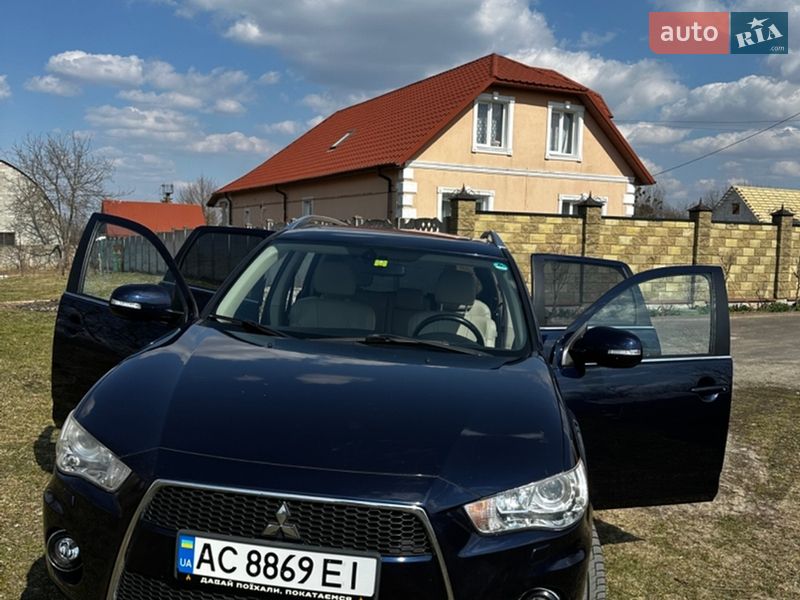 Mitsubishi Outlander 2010