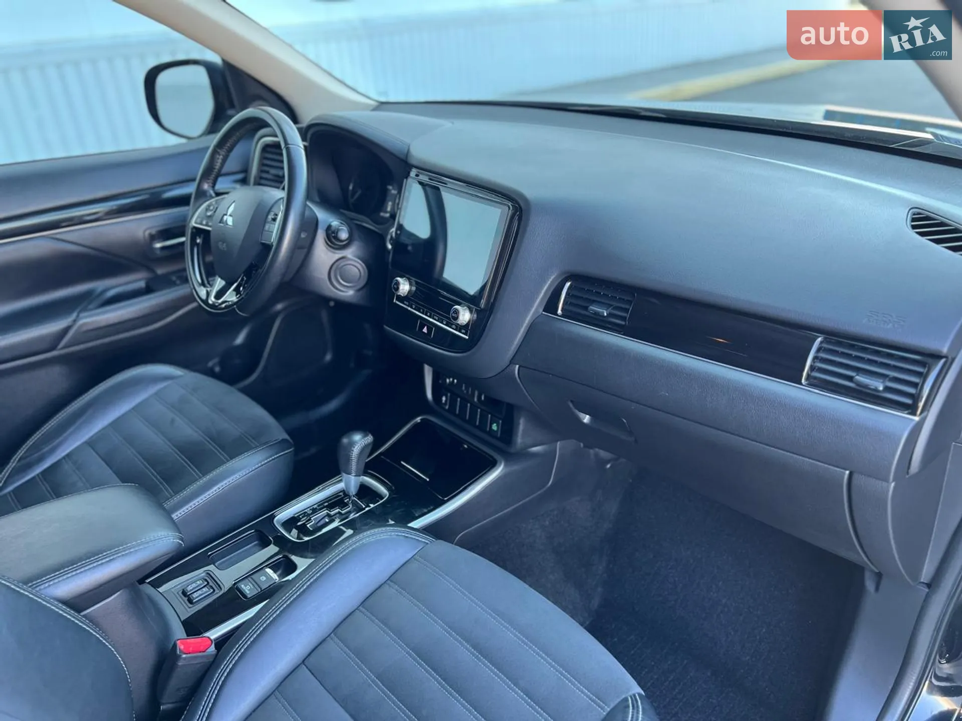 2019 Mitsubishi Outlander - мініатюра 37