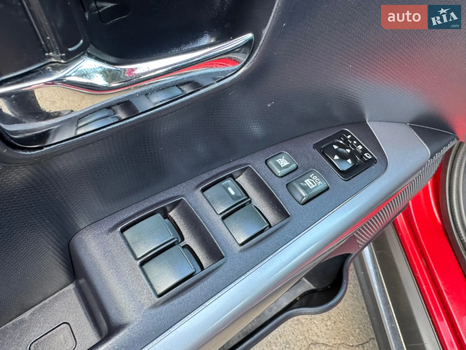 2012 Mitsubishi Outlander - мініатюра 20