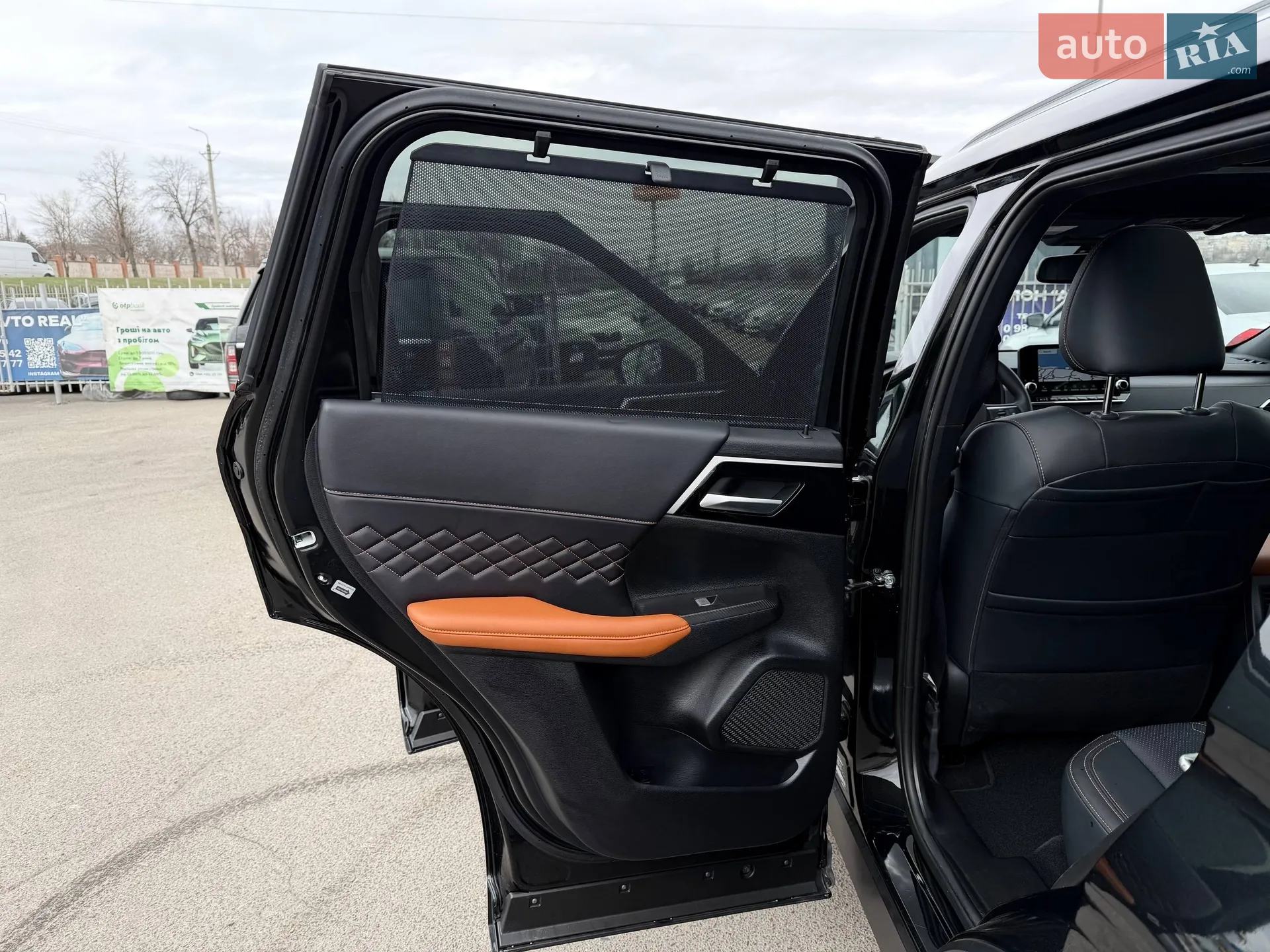 2024 Mitsubishi Outlander - мініатюра 39