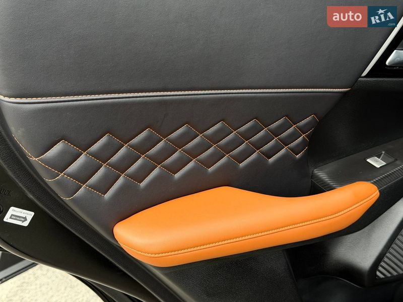 Внедорожник / Кроссовер Mitsubishi Outlander 2024 в Кривом Роге