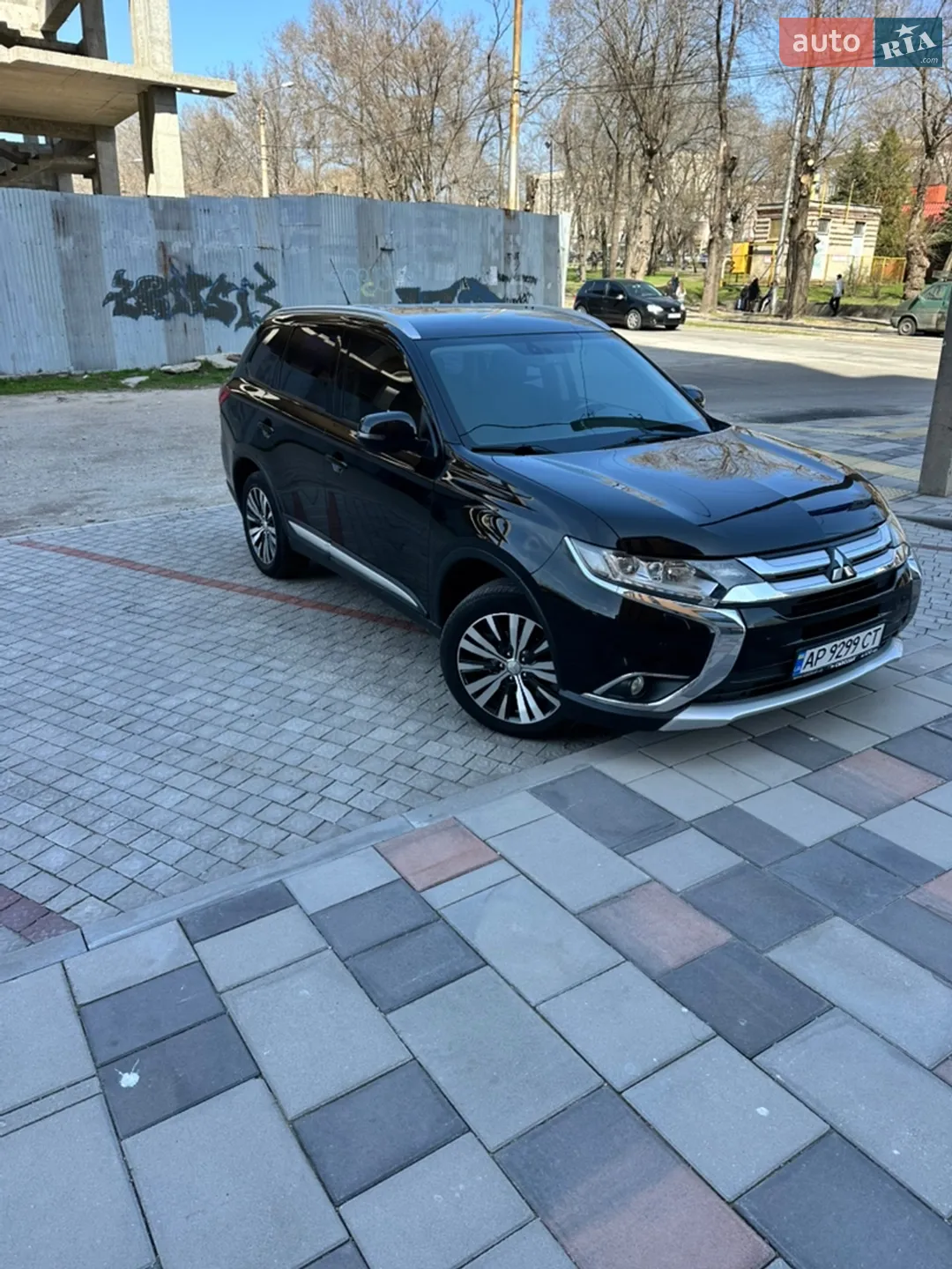 2016 Mitsubishi Outlander - мініатюра 3
