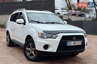 Позашляховик / Кросовер Mitsubishi Outlander 2010 в Києві