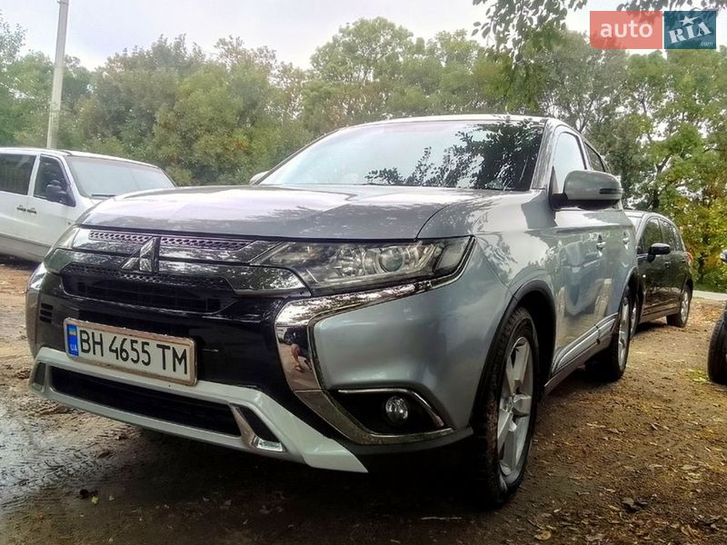 Mitsubishi Outlander 2017