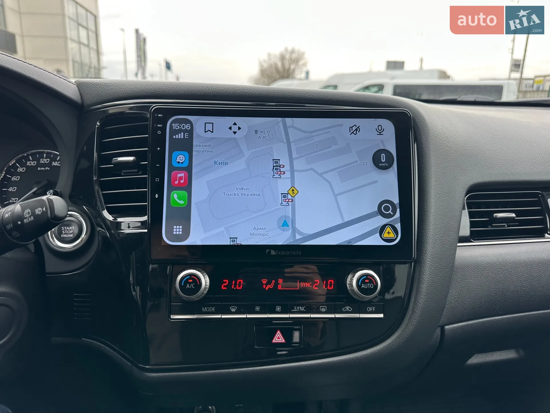 2022 Mitsubishi Outlander - мініатюра 27