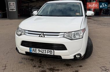 Позашляховик / Кросовер Mitsubishi Outlander 2013 в Кривому Розі