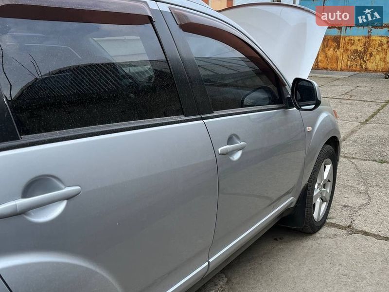 Внедорожник / Кроссовер Mitsubishi Outlander 2008 в Хмельницком