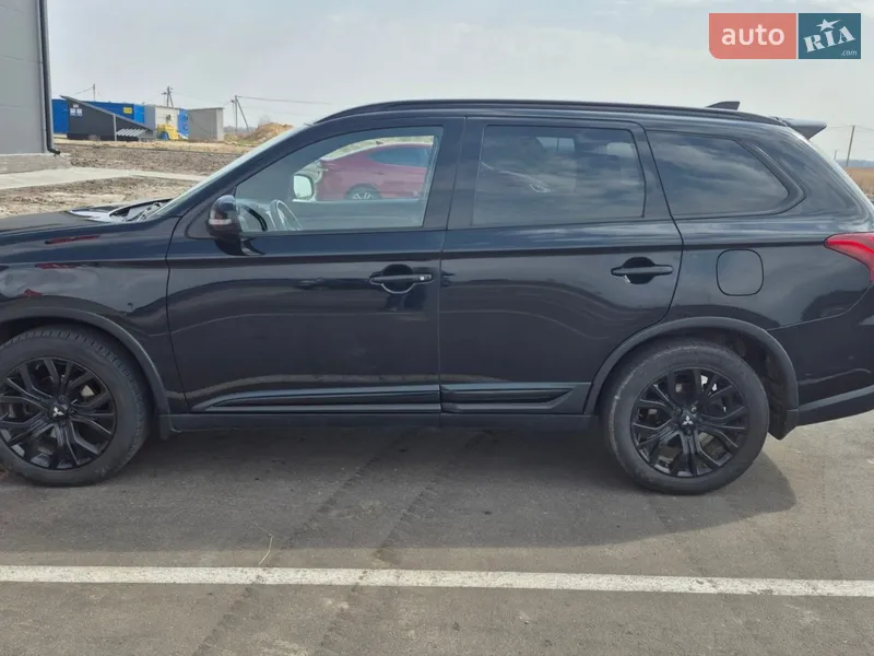 Mitsubishi Outlander