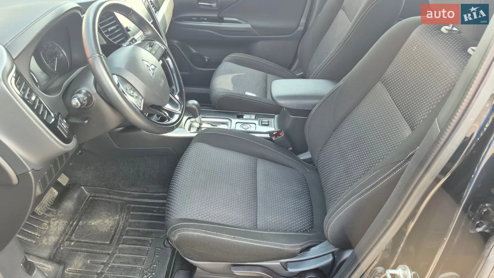 2018 Mitsubishi Outlander - мініатюра 5