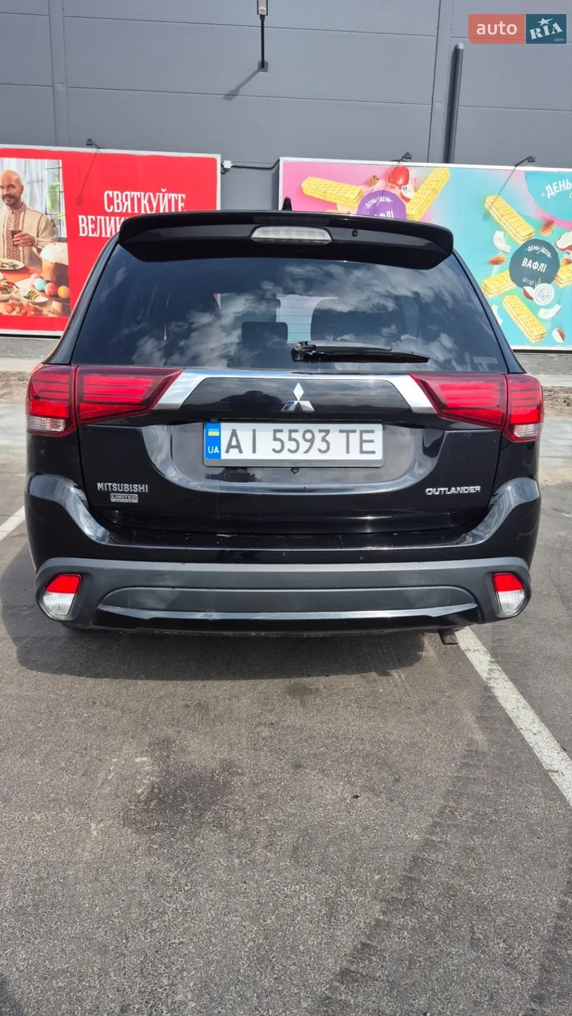 2018 Mitsubishi Outlander - мініатюра 2