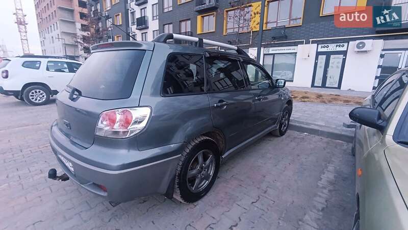 Внедорожник / Кроссовер Mitsubishi Outlander 2003 в Ирпене фото 6 Внедорожник / Кроссовер Mitsubishi Outlander 2003 в Ирпене