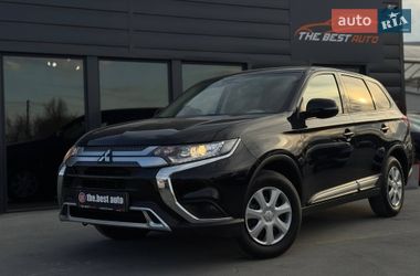 Внедорожник / Кроссовер Mitsubishi Outlander 2021 в Ровно
