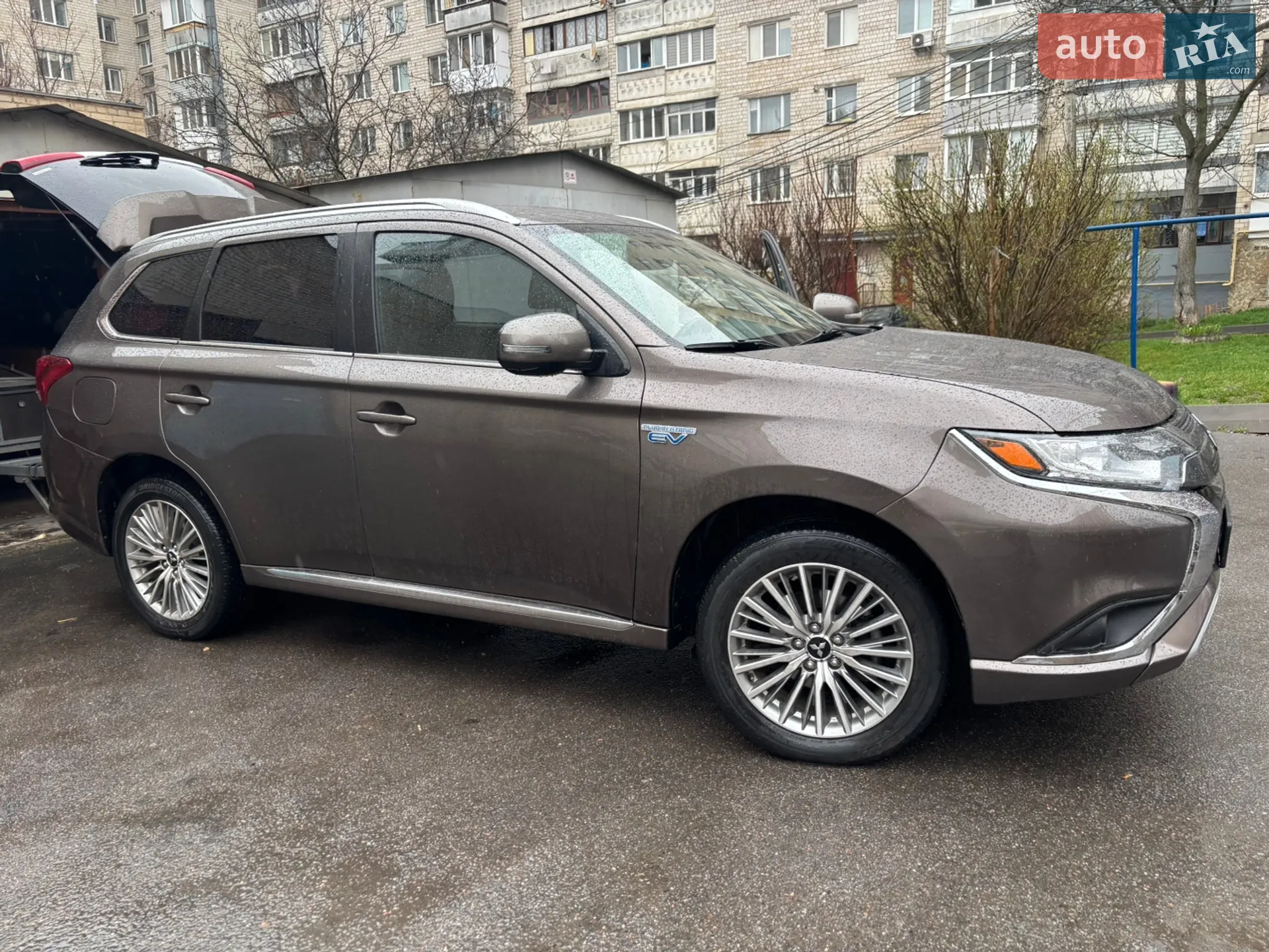 2019 Mitsubishi Outlander - мініатюра 19