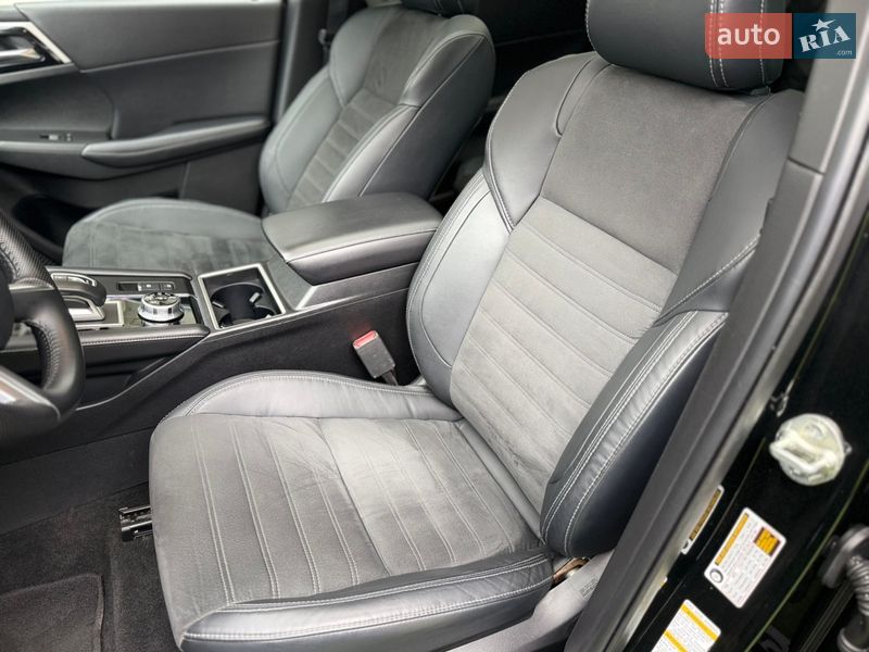 Внедорожник / Кроссовер Mitsubishi Outlander 2022 в Одессе