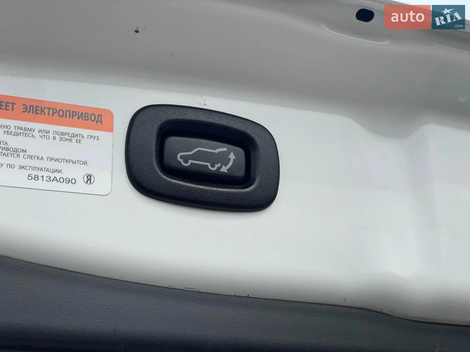 2020 Mitsubishi Outlander - мініатюра 31