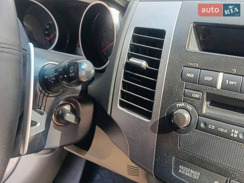 Внедорожник / Кроссовер Mitsubishi Outlander 2008 в Полтаве