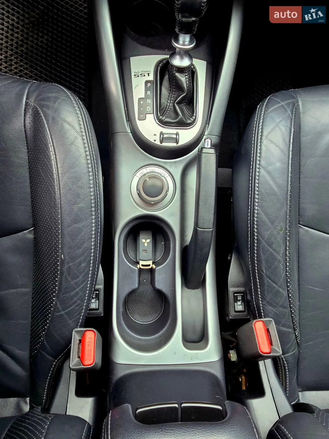 2010 Mitsubishi Outlander - мініатюра 88