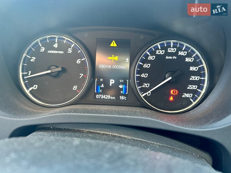 Позашляховик / Кросовер Mitsubishi Outlander 2019 в Києві