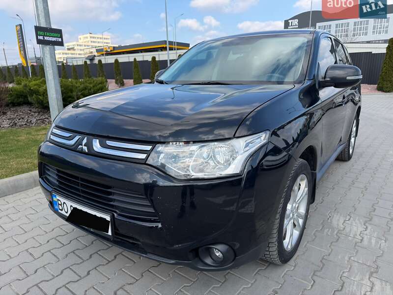 Mitsubishi Outlander 2012
