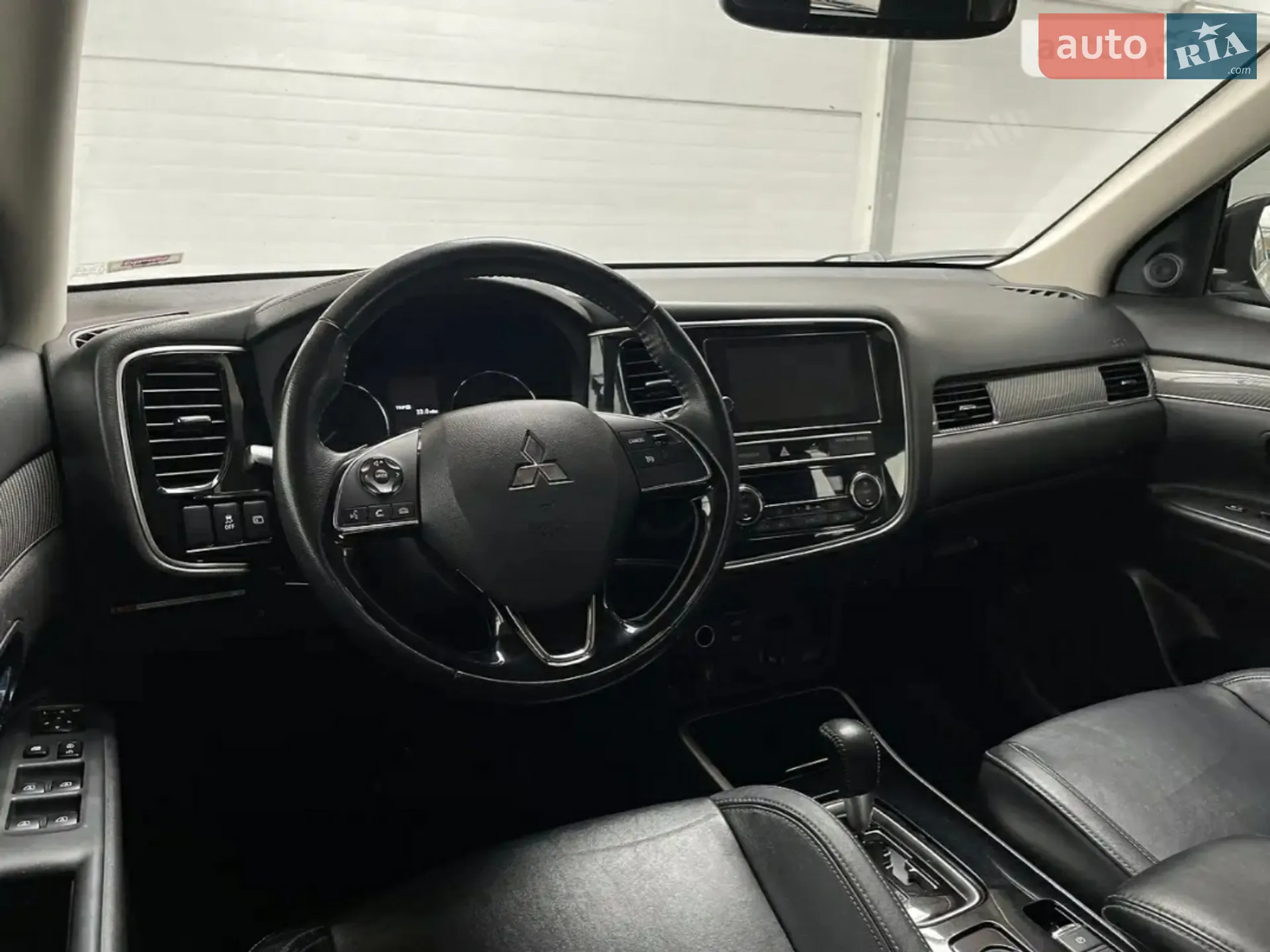 2019 Mitsubishi Outlander - мініатюра 6