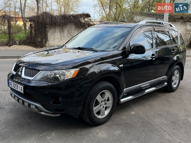 Mitsubishi Outlander 2008