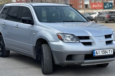 Позашляховик / Кросовер Mitsubishi Outlander 2003 в Києві