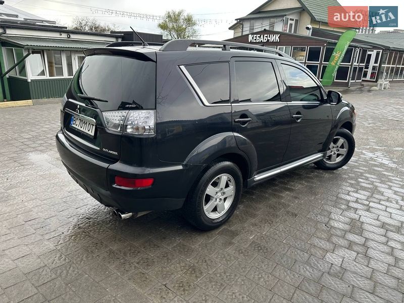 Позашляховик / Кросовер Mitsubishi Outlander 2011 в Львові