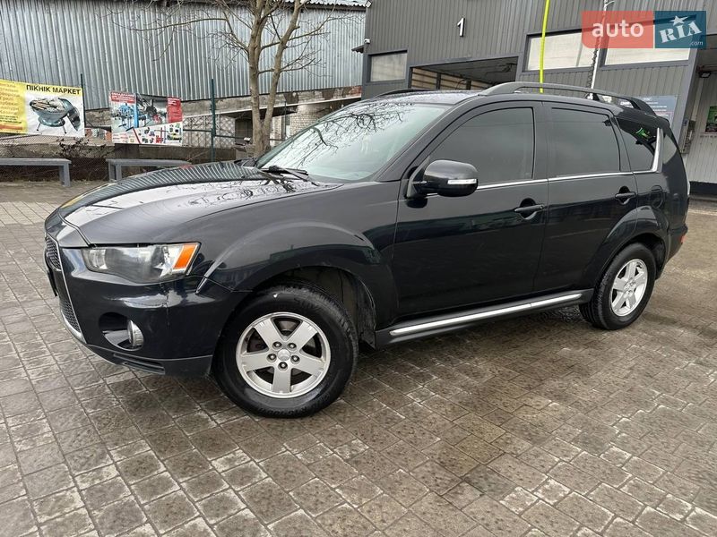 Позашляховик / Кросовер Mitsubishi Outlander 2011 в Львові