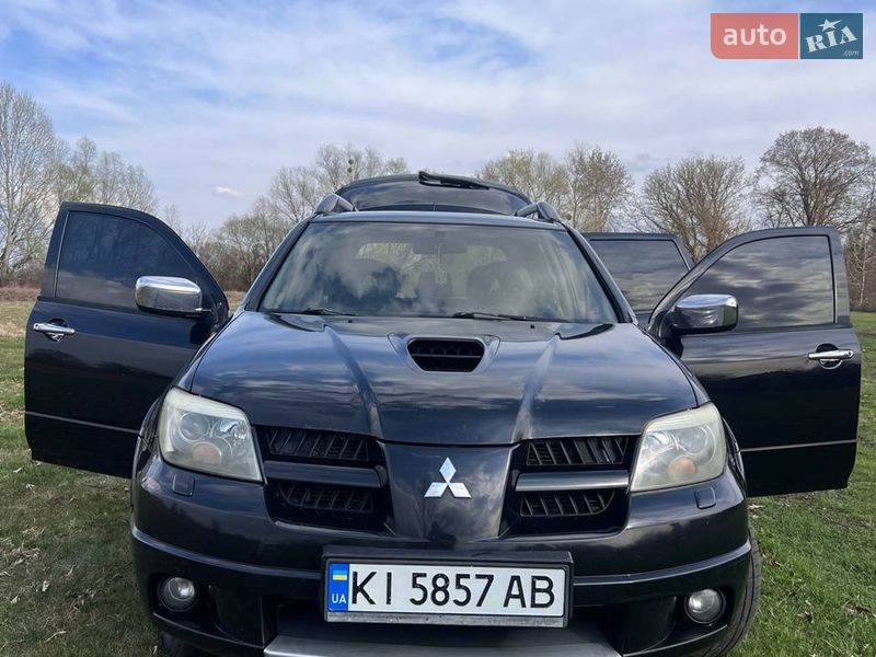 Внедорожник / Кроссовер Mitsubishi Outlander 2005 в Переяславе фото 21 Внедорожник / Кроссовер Mitsubishi Outlander 2005 в Переяславе