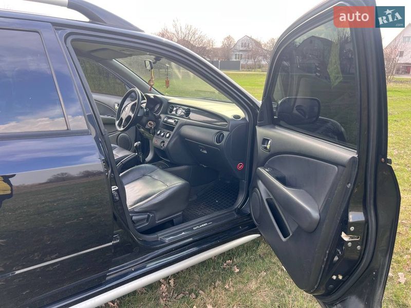 Внедорожник / Кроссовер Mitsubishi Outlander 2005 в Переяславе фото 32 Внедорожник / Кроссовер Mitsubishi Outlander 2005 в Переяславе
