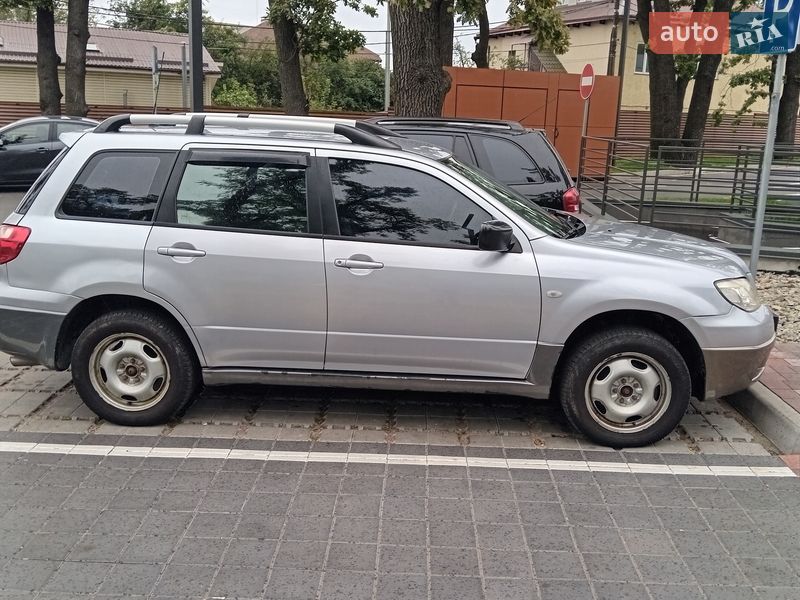 Mitsubishi Outlander 2008