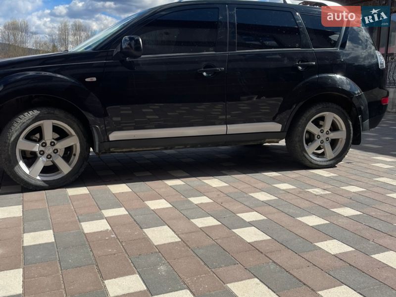 Позашляховик / Кросовер Mitsubishi Outlander 2007 в Івано-Франківську