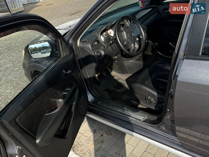 Позашляховик / Кросовер Mitsubishi Outlander 2006 в Миколаєві