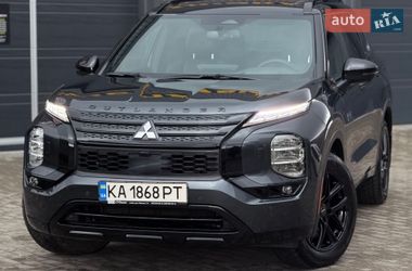 Позашляховик / Кросовер Mitsubishi Outlander 2024 в Києві