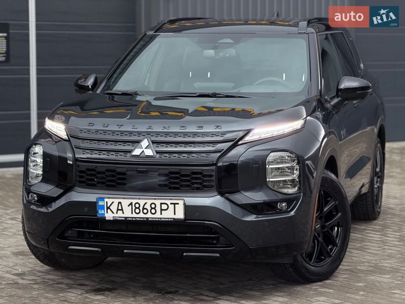 Mitsubishi Outlander 2024