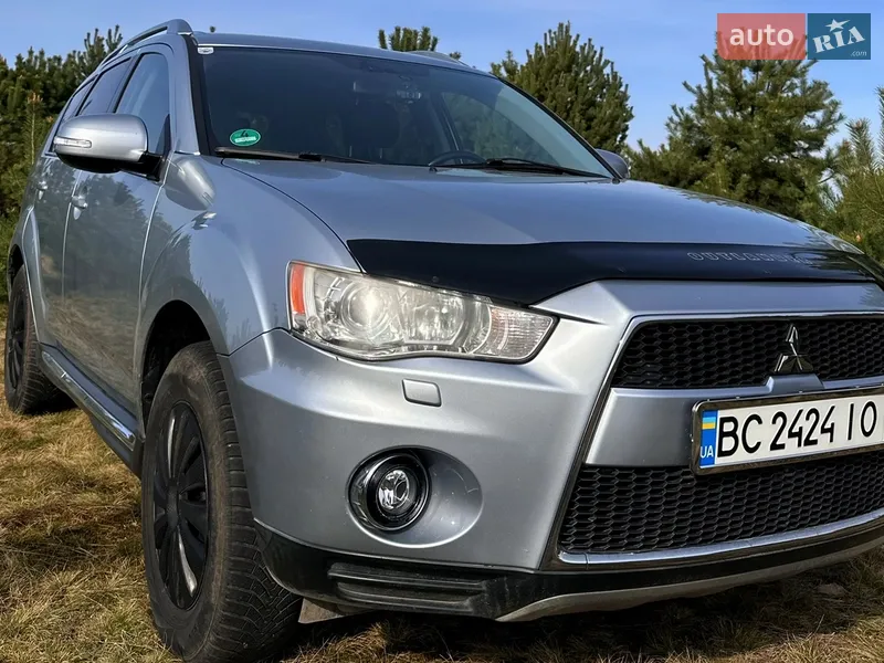 Mitsubishi Outlander 2010