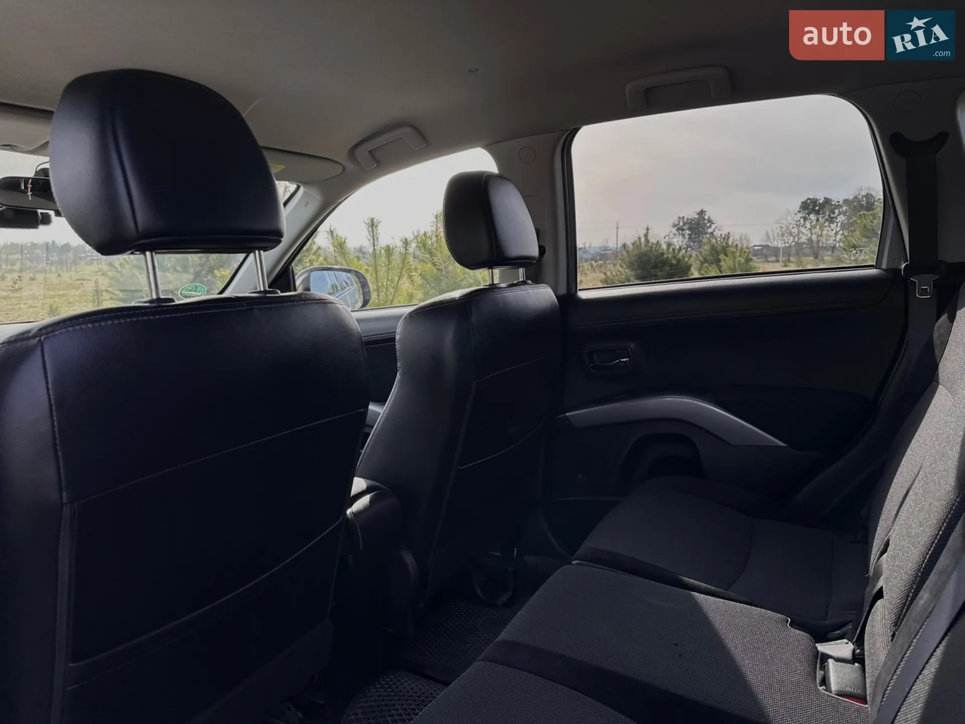 2010 Mitsubishi Outlander - мініатюра 39
