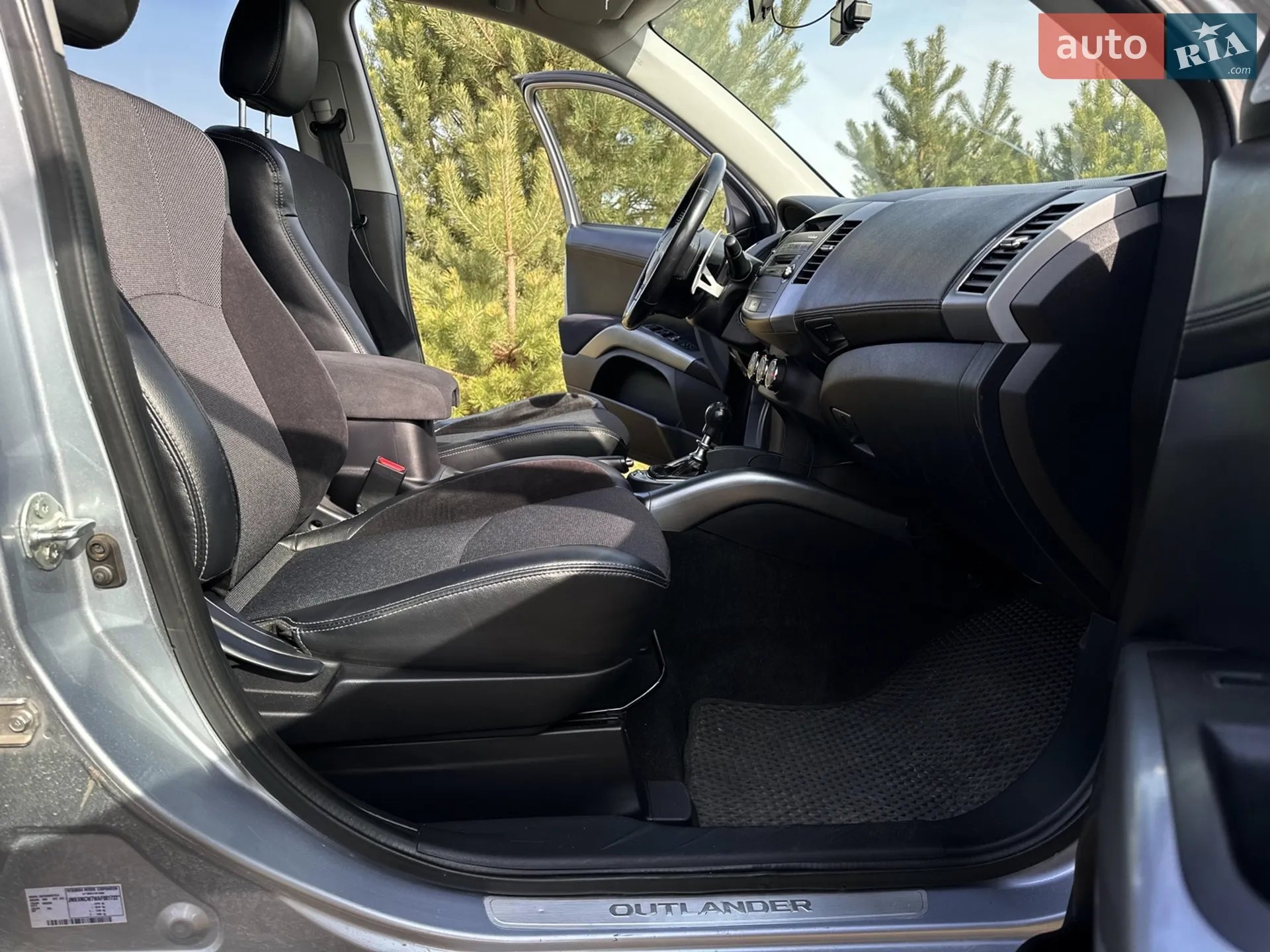 2010 Mitsubishi Outlander - мініатюра 36