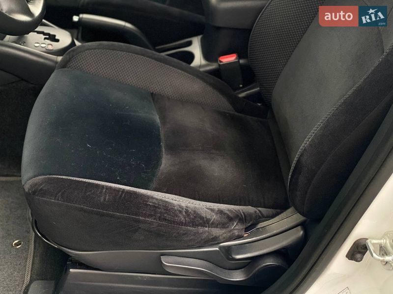 Внедорожник / Кроссовер Mitsubishi Outlander 2011 в Киеве